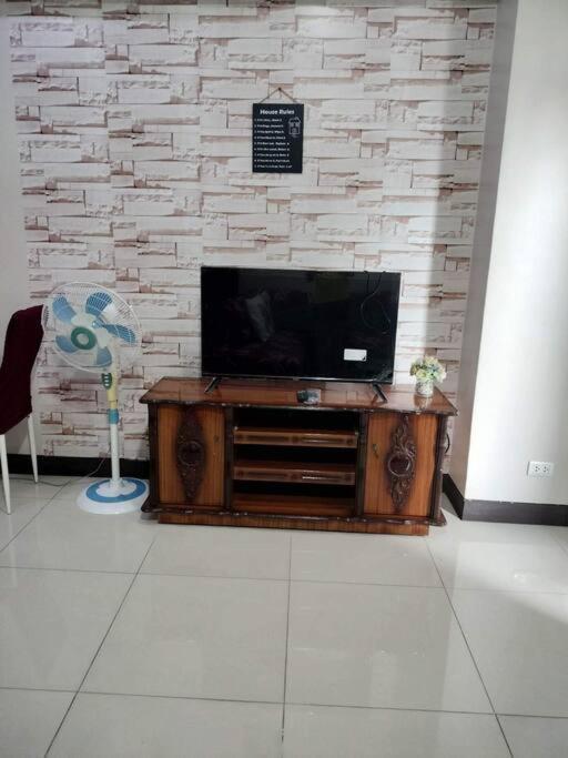 Cubao Manhattan Heights, Unit 8Bc Tower B, 1 Br Manila Luaran gambar