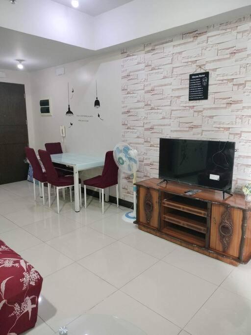 Cubao Manhattan Heights, Unit 8Bc Tower B, 1 Br Manila Luaran gambar