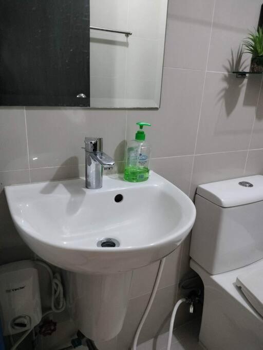 Cubao Manhattan Heights, Unit 8Bc Tower B, 1 Br Manila Luaran gambar