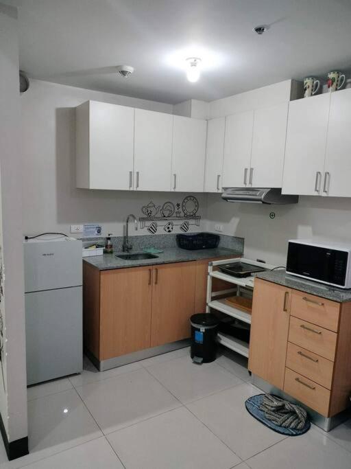 Cubao Manhattan Heights, Unit 8Bc Tower B, 1 Br Manila Luaran gambar